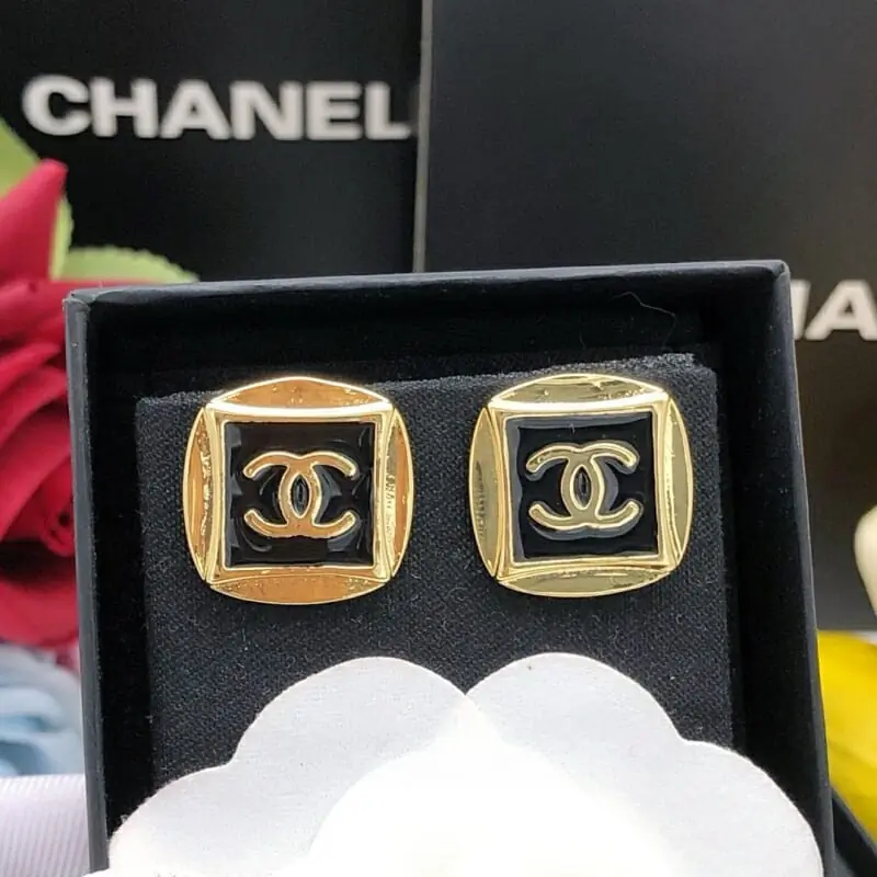 chanel boucles doreilles pour femme s_123a752